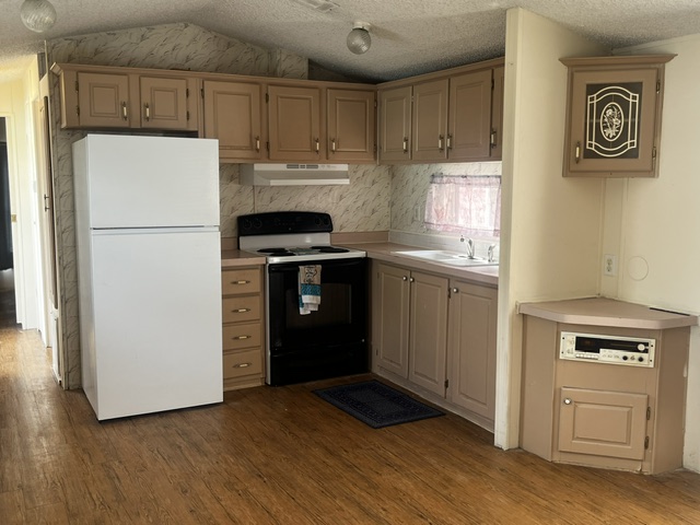 Lot 88 Interior